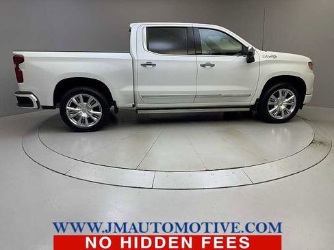 Used 2023 Chevrolet Silverado 1500 High Country w/ High Country Premium Package image 6