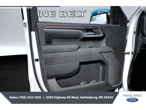 Used 2026 GMC Sierra 1500 SLT image 18