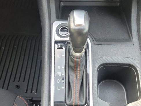Used 2024 Nissan Sentra SR FWD image 22