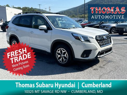 Used 2023 Subaru Forester Premium AWD/4WD image 1