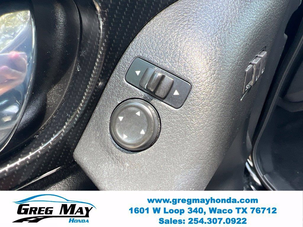 Used 2018 Nissan Rogue SL FWD image 24