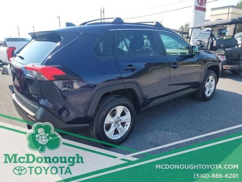 Used 2021 Toyota RAV4 XLE w/ Convenience Package AWD/4WD image 13