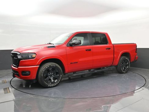 Used 2025 RAM 1500 Big Horn AWD/4WD image 4