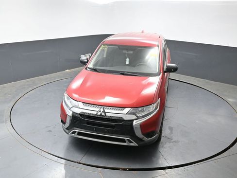 Used 2019 Mitsubishi Outlander ES FWD image 15