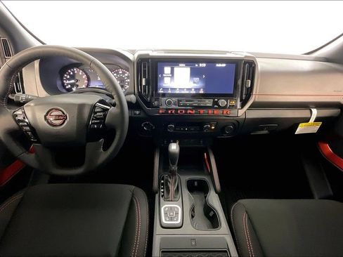 New 2026 Nissan Frontier PRO-4X w/ Pro-4x Convenience Package image 2