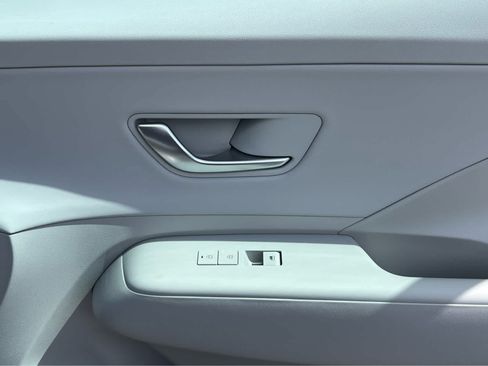 New 2026 Hyundai Kona SEL Premium image 19