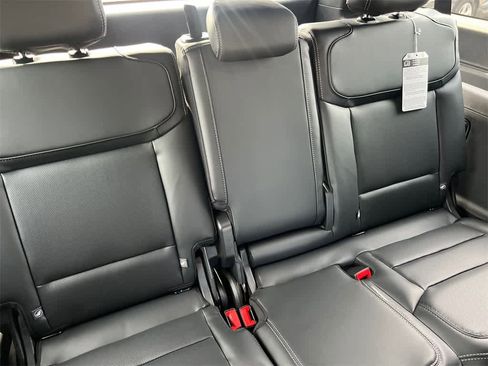 New 2025 Ford Expedition Max Platinum w/ Stealth Performance Package image 17