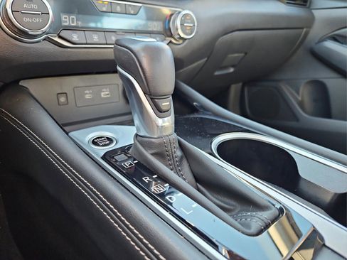 Used 2025 Nissan Altima 2.5 SL image 18