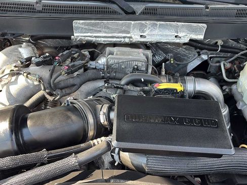Used 2018 Chevrolet Silverado 2500 LTZ w/ Duramax Plus Package AWD/4WD image 30