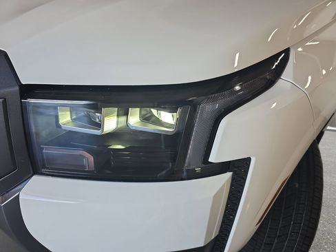 New 2026 Nissan Frontier SV w/ Tow Package image 30