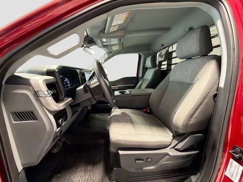 Used 2024 Ford F550 4x4 Regular Cab Super Duty w/ XLT Value Package image 17
