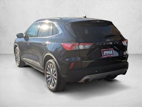 Used 2021 Ford Escape Titanium w/ Class II Trailer Tow Package image 6