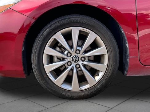 Used 2015 Toyota Camry XLE FWD image 10
