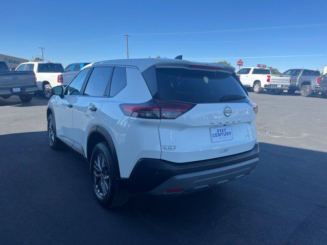 Used 2023 Nissan Rogue S AWD/4WD image 8