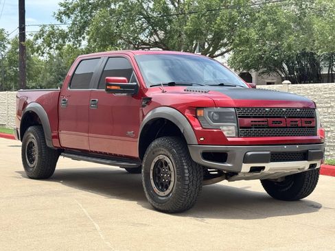 Used 2014 Ford F150 Raptor w/ Equipment Group 801A Luxury AWD/4WD image 7