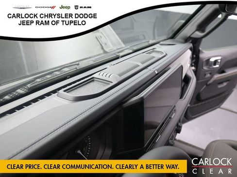 Used 2025 Jeep Wrangler Sahara AWD/4WD image 19