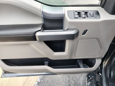 Used 2018 Ford F150 XLT w/ Equipment Group 302A Luxury image 17