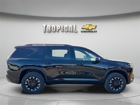 New 2026 Chevrolet Traverse Z71 w/ Enhanced Driving Package image 6