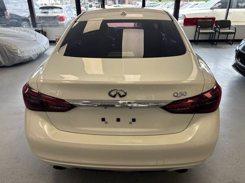 Used 2019 INFINITI Q50 Luxe w/ Essential Package (3.0T Luxe) RWD image 10