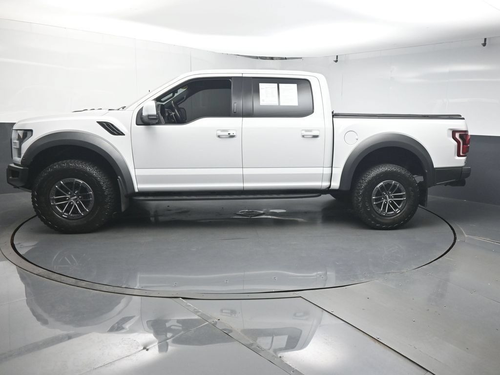 Used 2019 Ford F150 Raptor w/ Equipment Group 802A Luxury AWD/4WD image 5