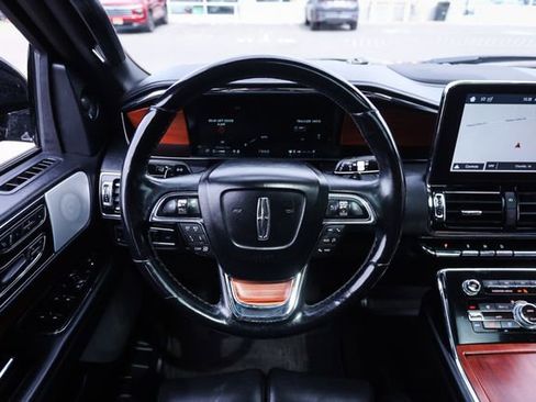 Used 2018 Lincoln Navigator Reserve w/ Technology Package AWD/4WD image 33