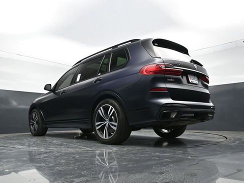 Used 2022 BMW X7 xDrive40i w/ M Sport Package AWD/4WD image 65