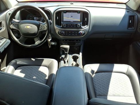 Used 2018 Chevrolet Colorado Z71 AWD/4WD image 24