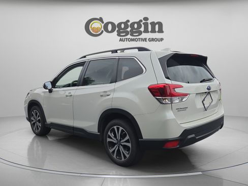 Used 2021 Subaru Forester Limited AWD/4WD image 3