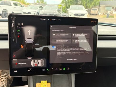 Used 2025 Tesla Model 3 Long Range RWD image 3