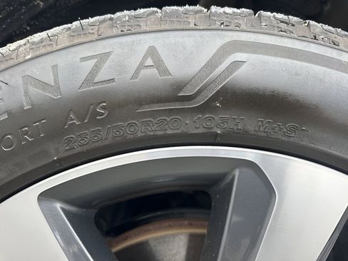 Used 2024 Honda Pilot Touring image 40