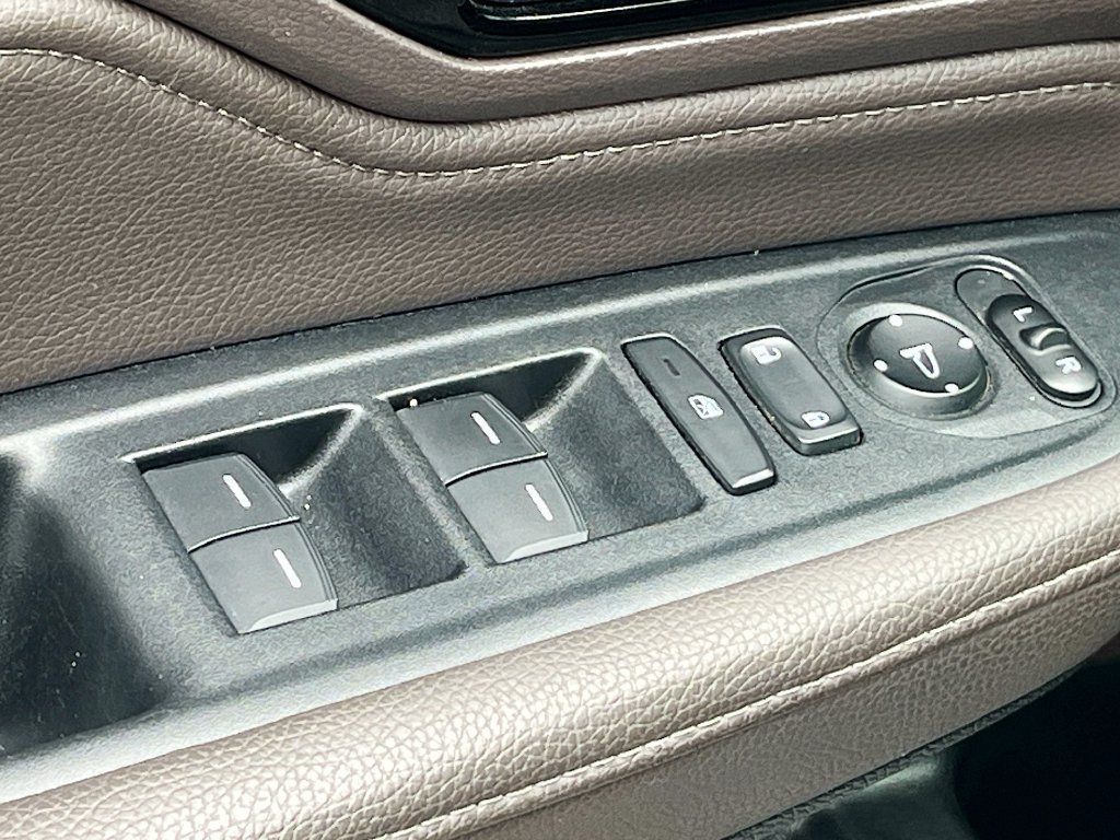 Used 2023 Honda Odyssey Touring image 18