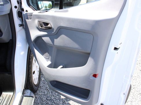 Used 2017 Ford Transit 250 130 Low Roof w/ Exterior Upgrade Package RWD image 18