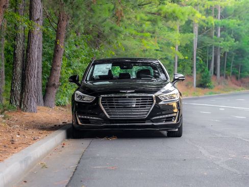 Used 2017 Genesis G90 5.0 Ultimate AWD/4WD image 37
