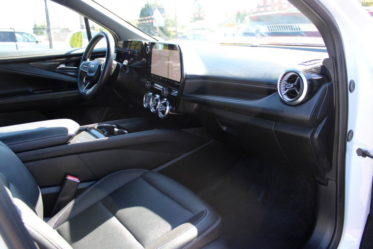 Used 2024 Chevrolet Blazer EV LT AWD/4WD image 19