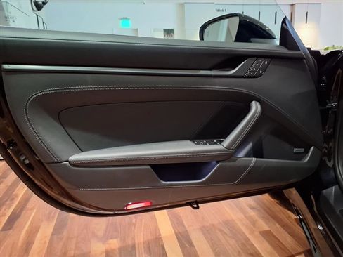 Used 2023 Porsche 911 Targa 4 GTS image 9