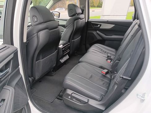 Used 2023 Acura MDX SH-AWD w/ Technology Package image 24