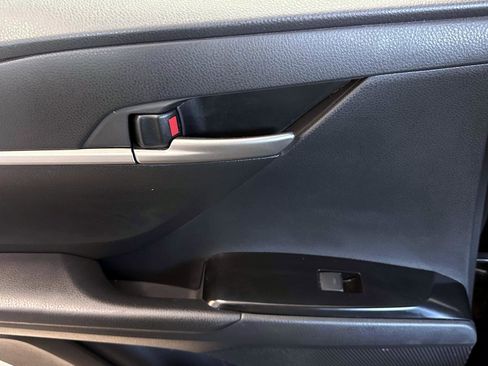 Certified 2025 Toyota Camry SE image 19