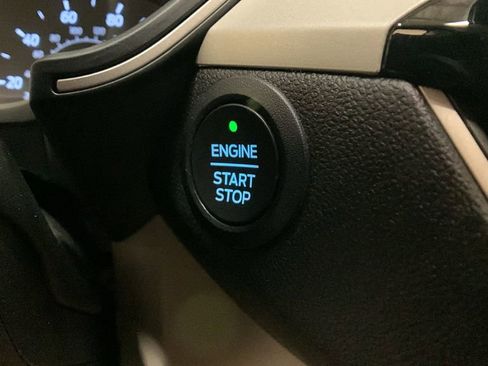 Used 2022 Ford Escape SE w/ Convenience Package image 34