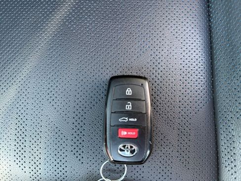 Used 2025 Toyota Camry XSE w/ Premium Plus Package AWD/4WD image 31