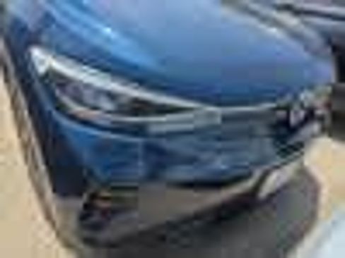 Used 2023 Volkswagen ID.4 2WD image 10