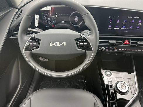 New 2026 Kia Niro Wind image 14
