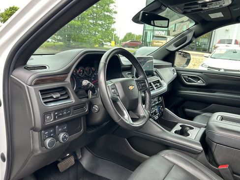 Used 2021 Chevrolet Tahoe LT w/ Luxury Package AWD/4WD image 20