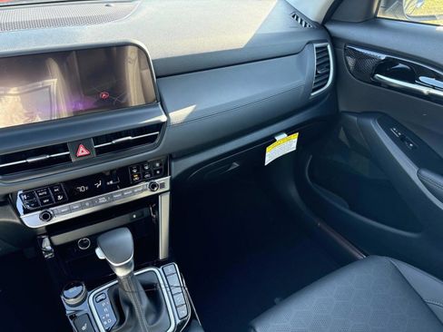 New 2026 Kia Seltos EX w/ EX Sunroof Package image 13