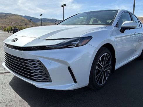 New 2026 Toyota Camry XLE AWD/4WD image 7