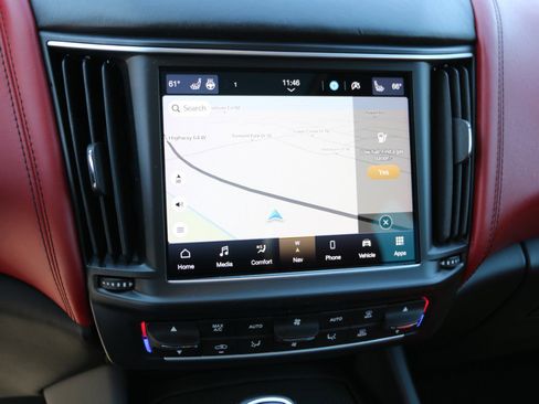 Used 2022 Maserati Levante GT image 25