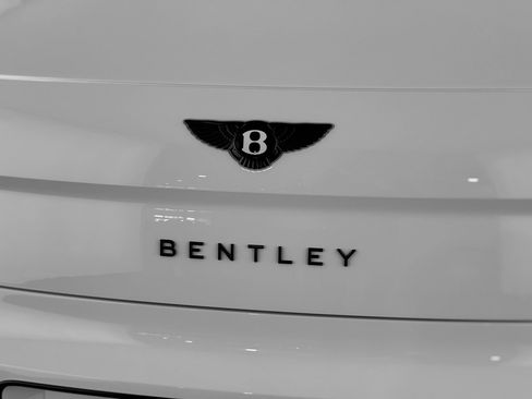 New 2026 Bentley Flying Spur Plug-In Hybrid image 44