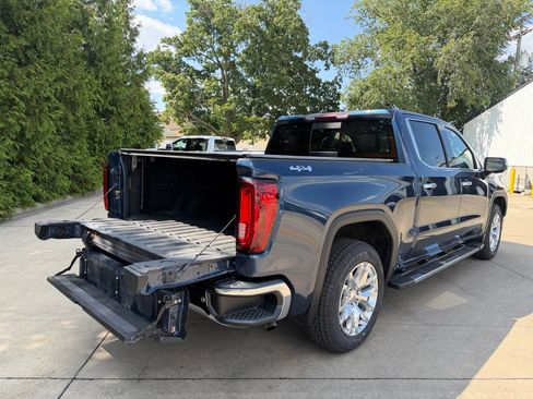 Used 2021 GMC Sierra 1500 SLT w/ SLT Premium Plus Package AWD/4WD image 10