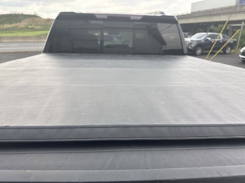 Used 2019 Chevrolet Silverado 1500 High Country w/ Z71 Off-Road Package AWD/4WD image 5
