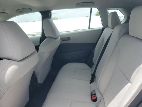 Used 2023 Toyota Corolla Cross L image 10