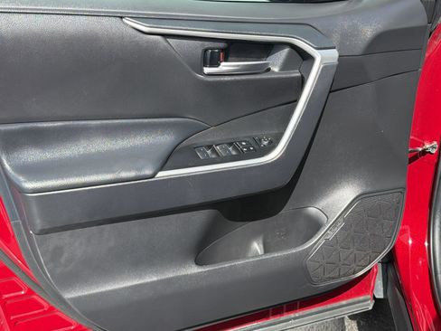 Used 2024 Toyota RAV4 XLE FWD image 14
